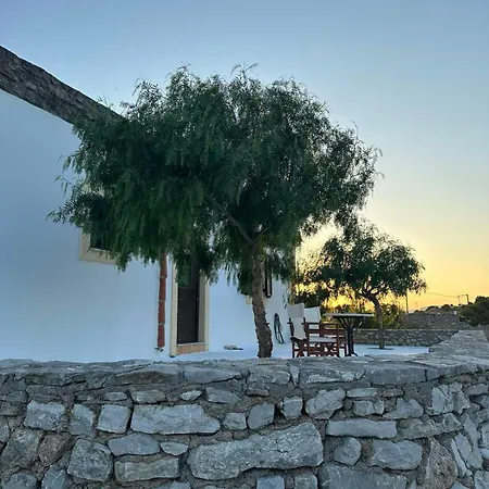 The Old Barrel Houses Livadi  Extérieur photo